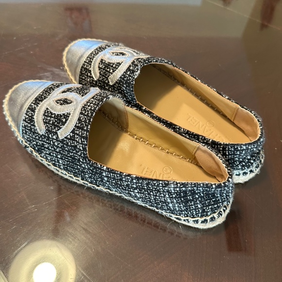 Chanel Tweed Espadrilles - Picture 2 of 5